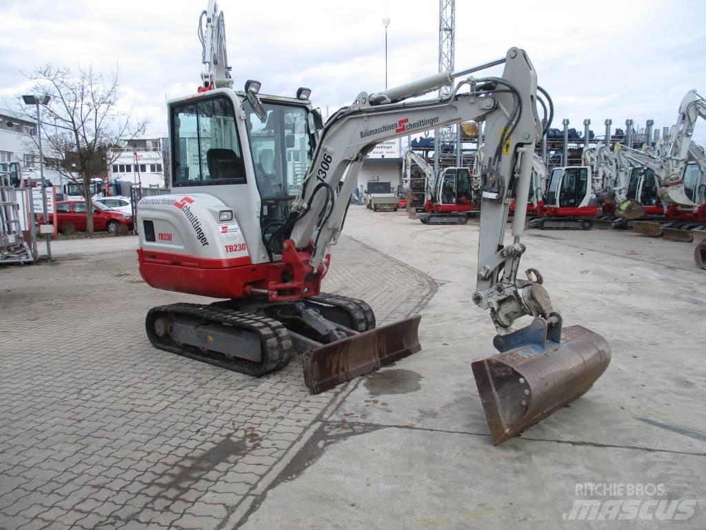 Takeuchi TB 230 Mini kotrók < 7t