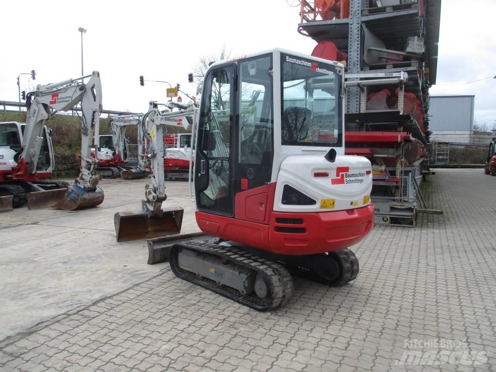 Takeuchi TB 230 Mini kotrók < 7t