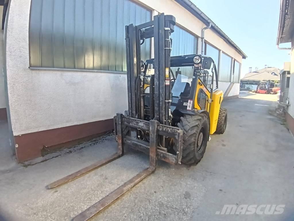Bomaq B50 MP 4WD Dízel targoncák