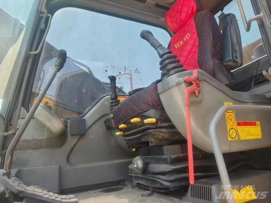 Volvo EC 210 Lánctalpas kotrók