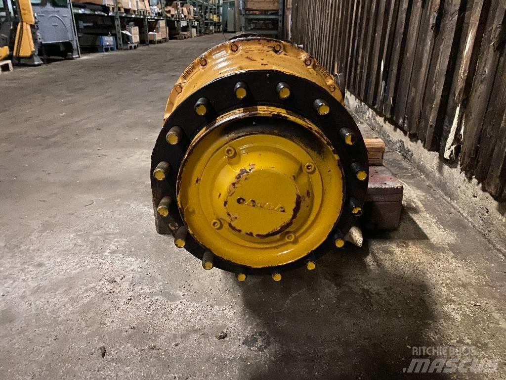 Volvo L90F / L 90 F Tengelyek