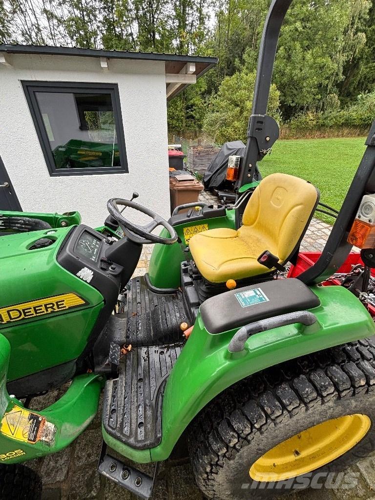 John Deere 3036 E Kompakt traktorok