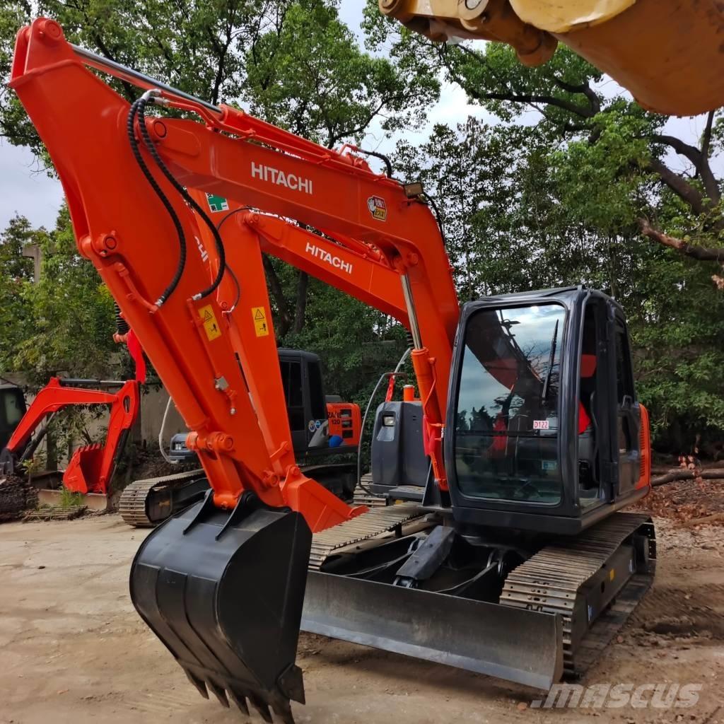 Hitachi ZX 70 Közepes (midi) kotrók 7 t - 12 t