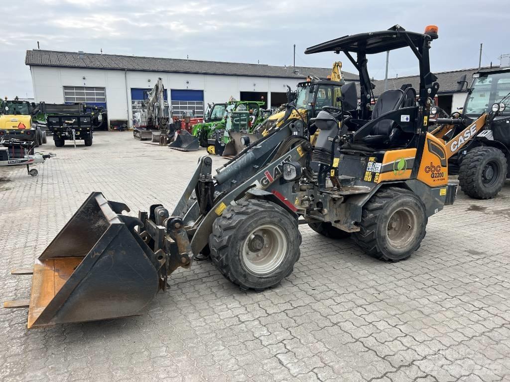 GiANT 2200E Mini homlokrakodók