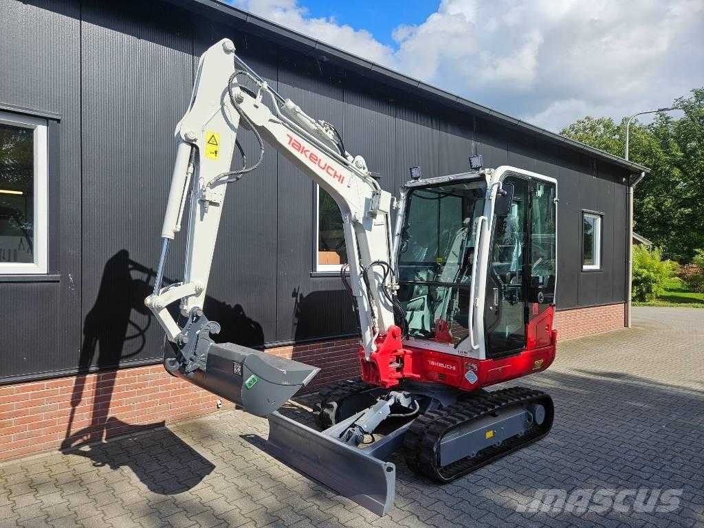 Takeuchi TB 230 Mini kotrók < 7t