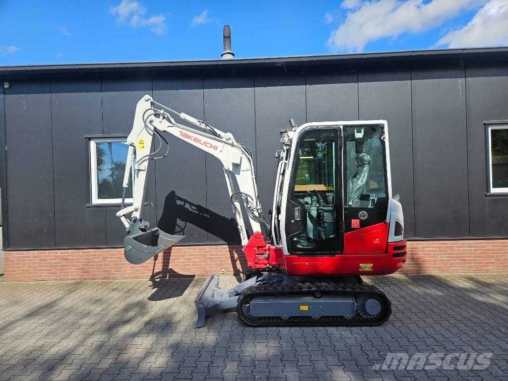 Takeuchi TB 230 Mini kotrók < 7t