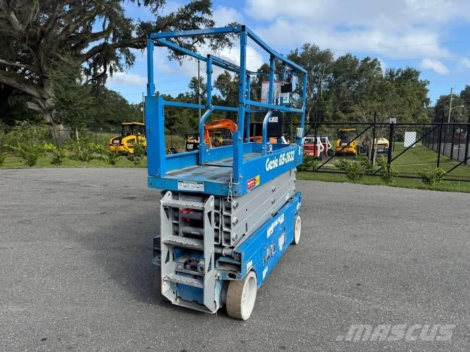 Genie GS 2632 Ollós emelők
