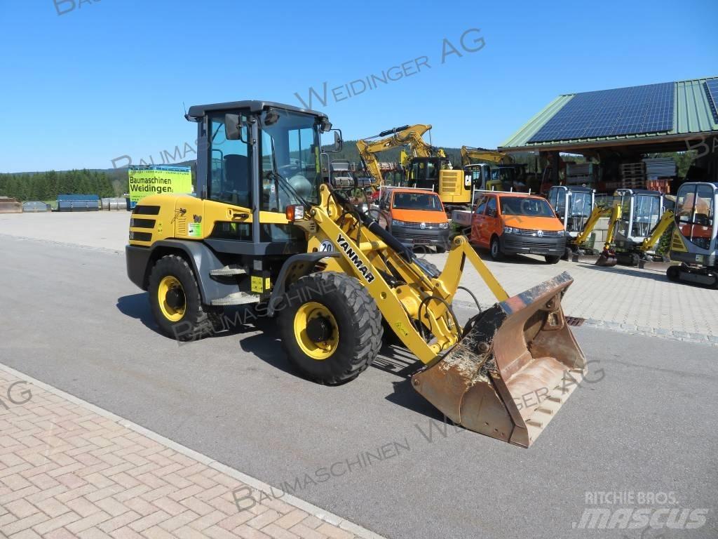 Yanmar V 80 Gumikerekes homlokrakodók