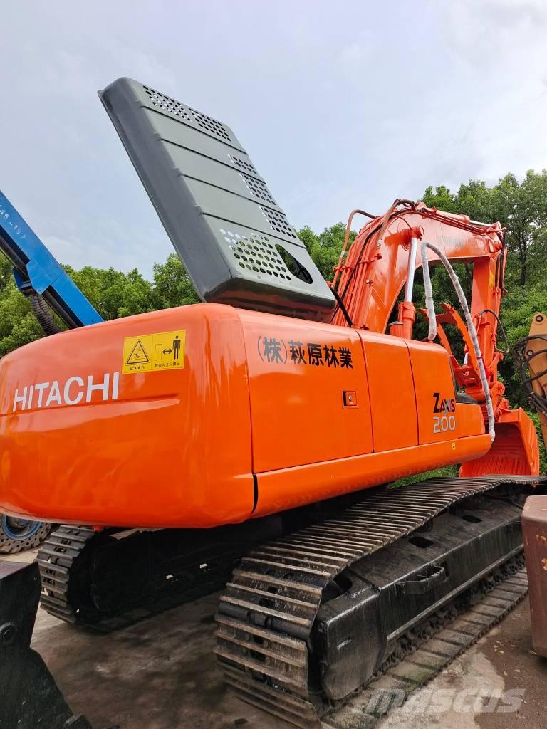 Hitachi EX 200-5 Lánctalpas kotrók