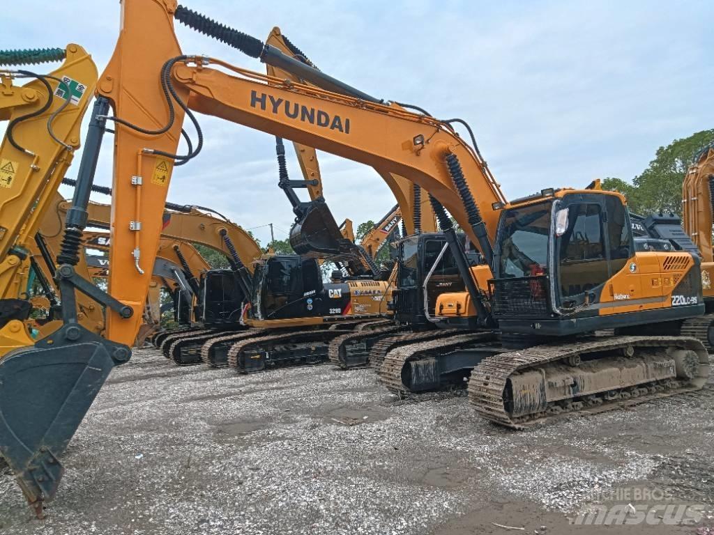 Hyundai R220-9S Lánctalpas kotrók