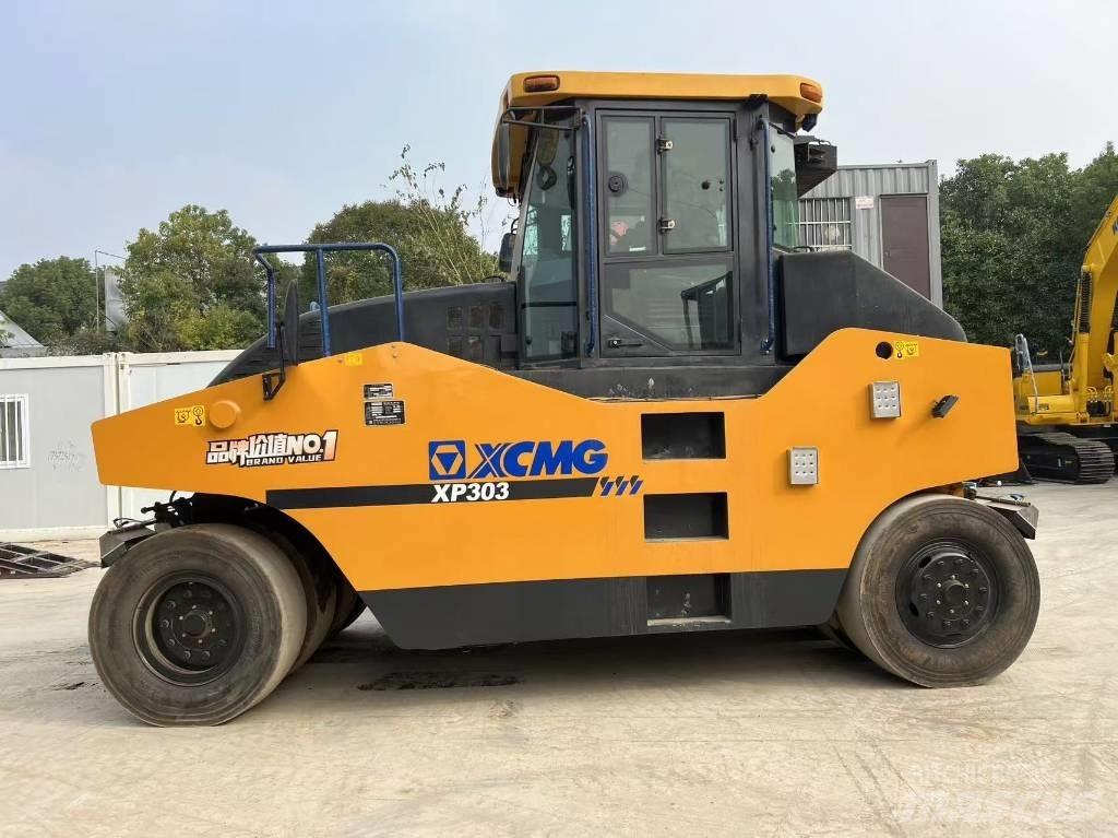 XCMG XP 303 Emelő és mozgató felszerelések