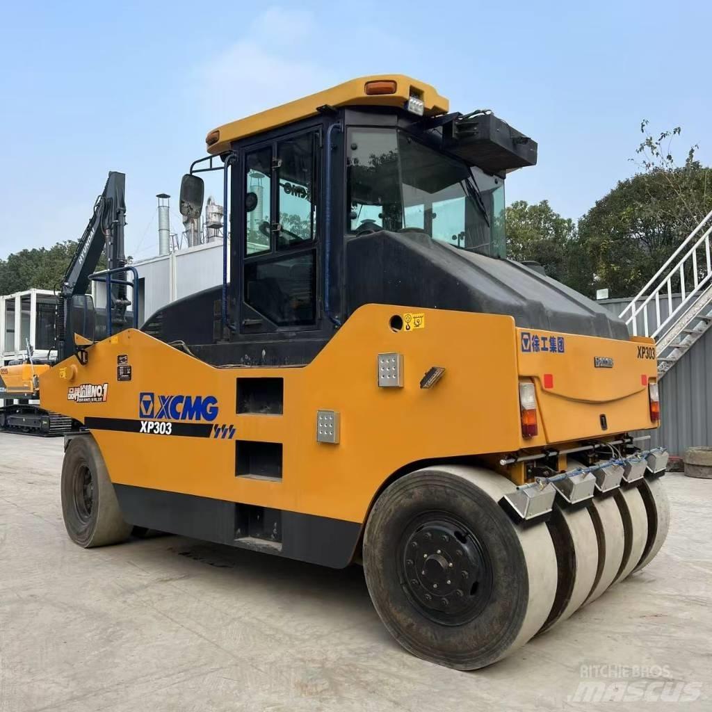 XCMG XP 303 Emelő és mozgató felszerelések