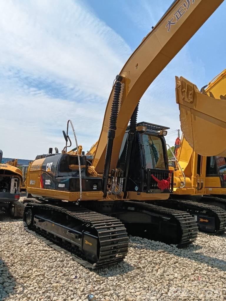 CAT 320D2 Közepes (midi) kotrók 7 t - 12 t
