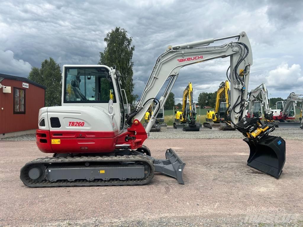 Takeuchi TB260 Mini kotrók < 7t
