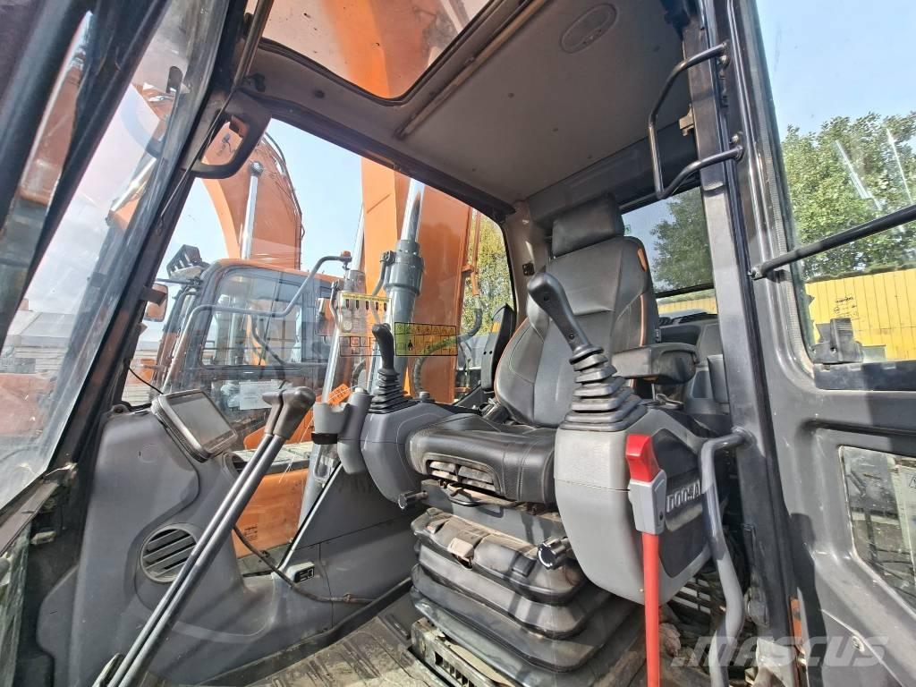 Doosan DX 140 LC Lánctalpas kotrók
