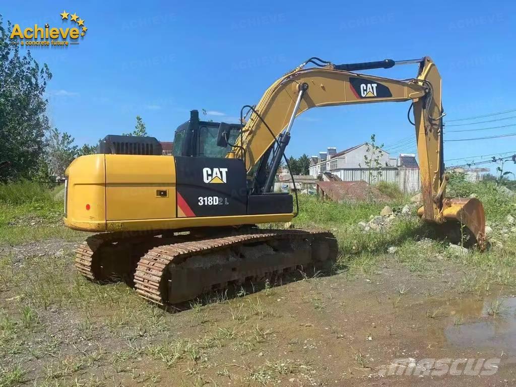 CAT 318D2L Lánctalpas kotrók