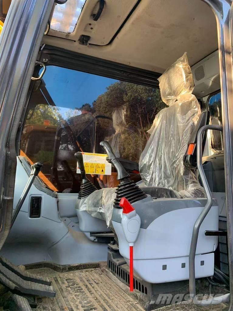 Komatsu PC 130 Lánctalpas kotrók