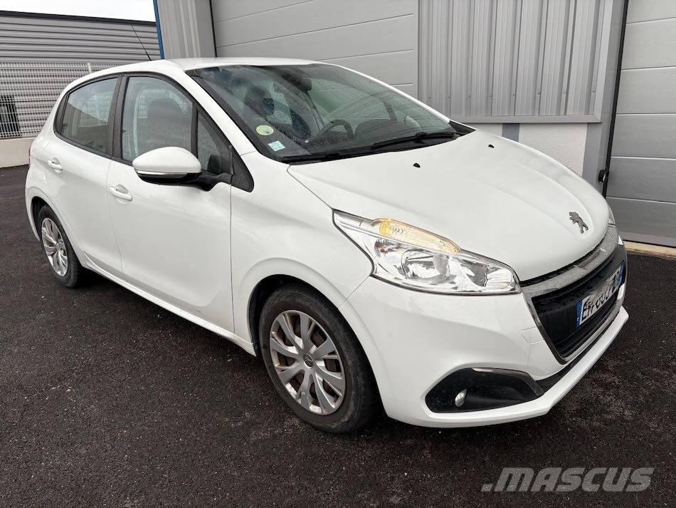 Peugeot 208 Kistehergépjárművek
