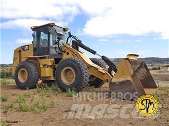 CAT 924 H Gumikerekes homlokrakodók