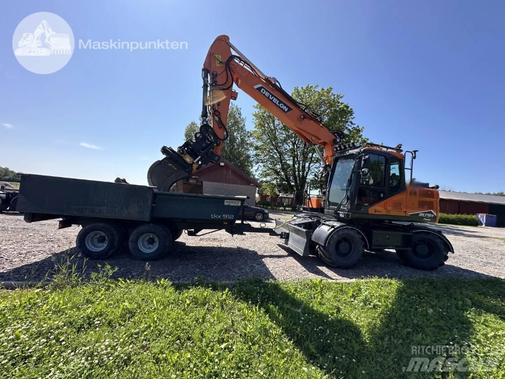Develon DX 170 W-7 Gumikerekes kotrók