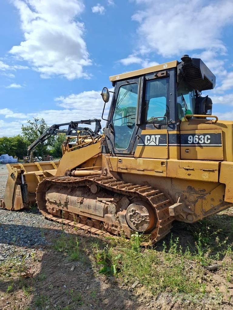 CAT 963 C Lánctalpas homlokrakodók