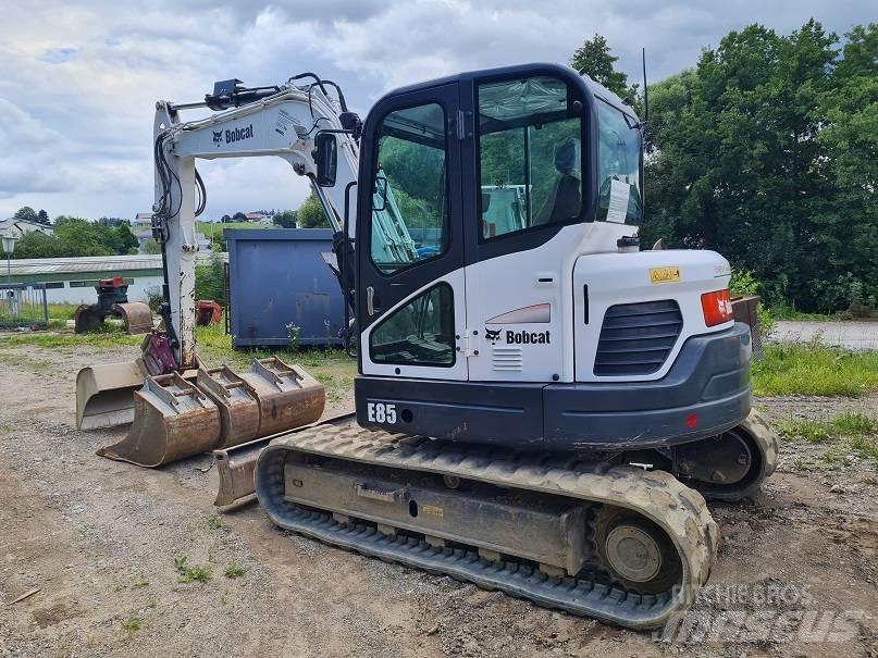 Bobcat E 85 Közepes (midi) kotrók 7 t - 12 t