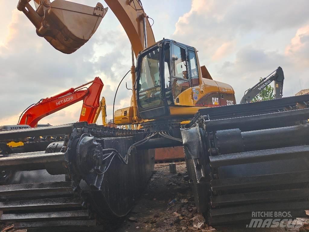 CAT 320 C Kétéltű markolók