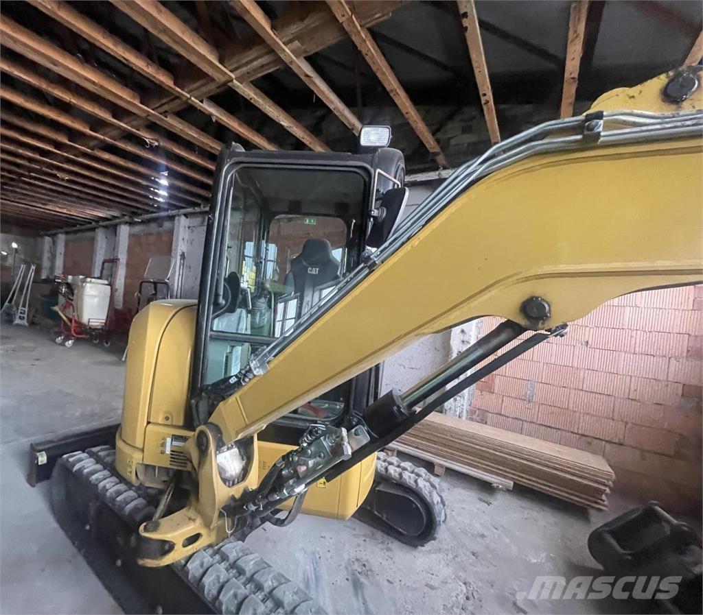 CAT 303.5E Mini kotrók < 7t