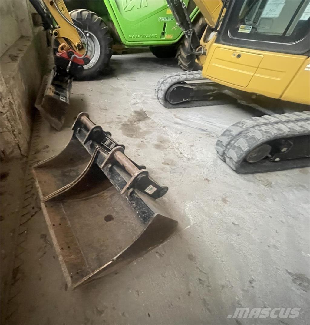 CAT 303.5E Mini kotrók < 7t