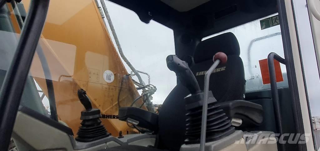 Liebherr R 936 N LC Lánctalpas kotrók