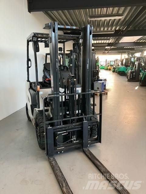 Mitsubishi FD25N3 Dízel targoncák