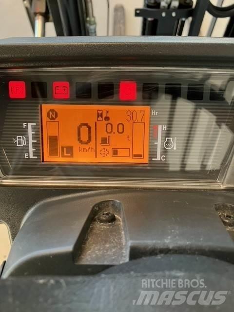 Mitsubishi FD25N3 Dízel targoncák