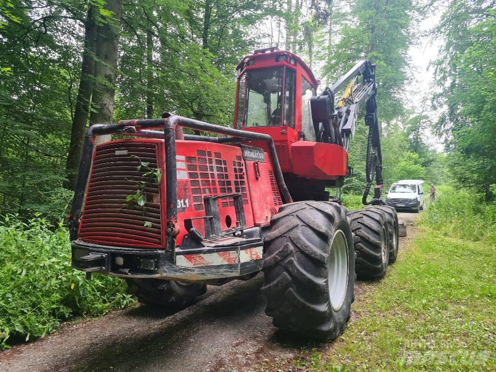 Komatsu 931.1 Betakarítók