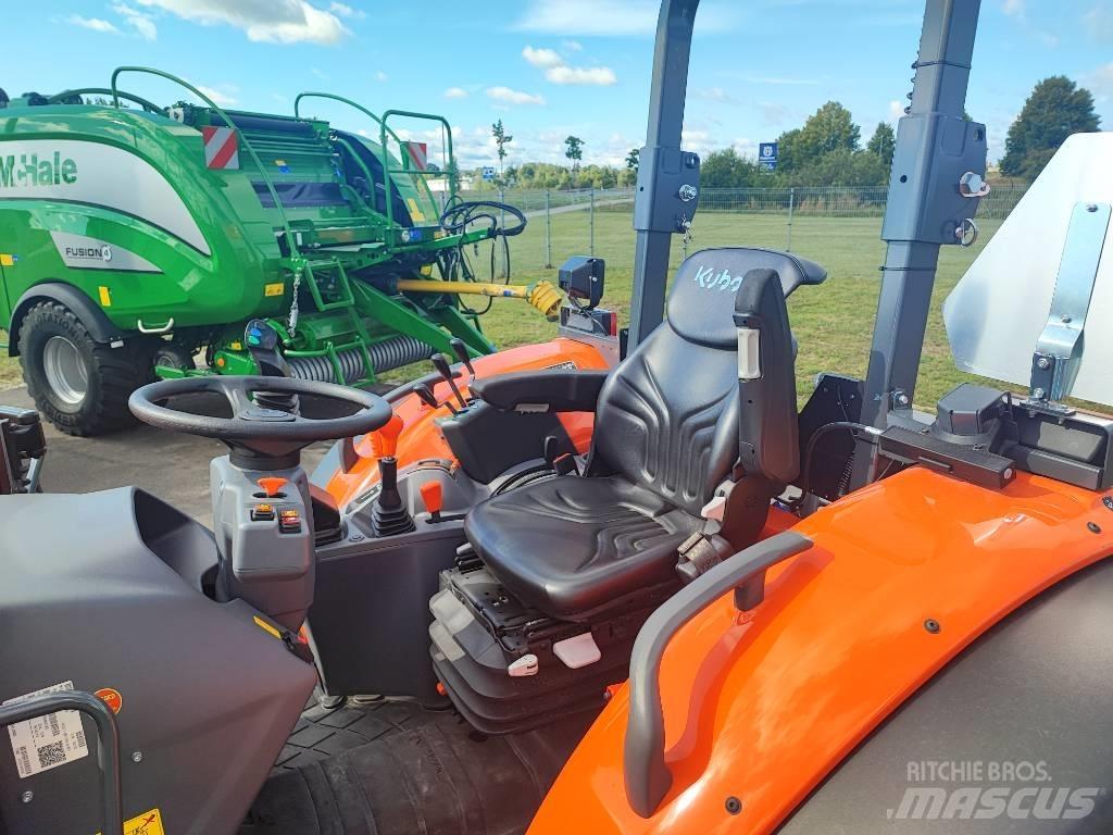Kubota M4063 ROPS Traktorok