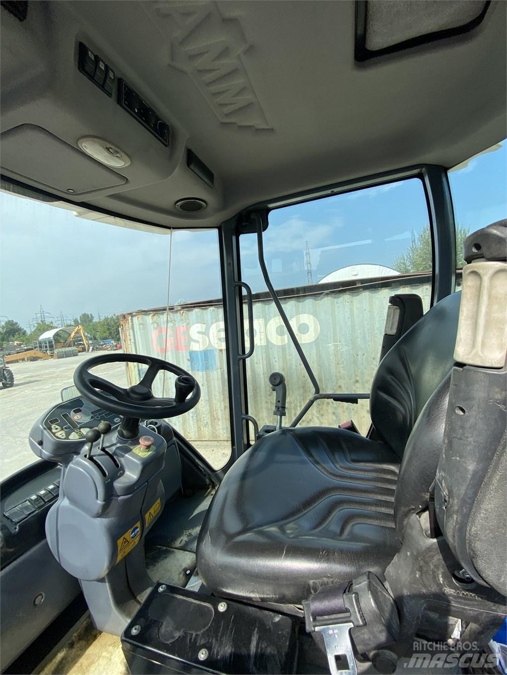 Hamm HD 110 Ikerdobos hengerek