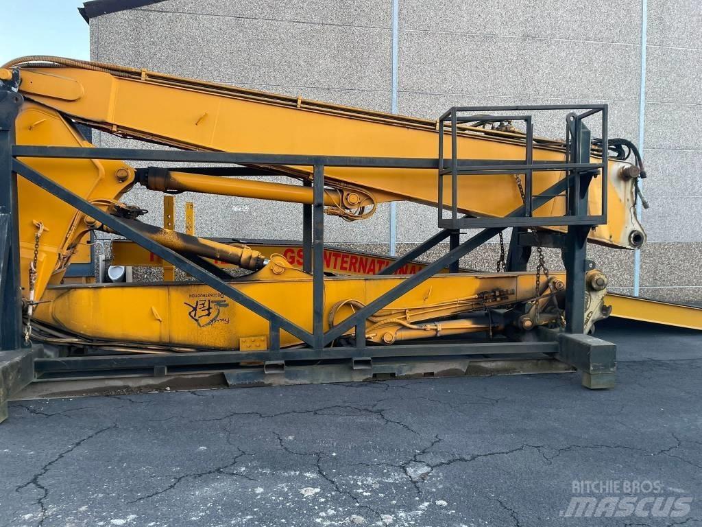 CASE CX 330 Demo Bontásra használt kotrók