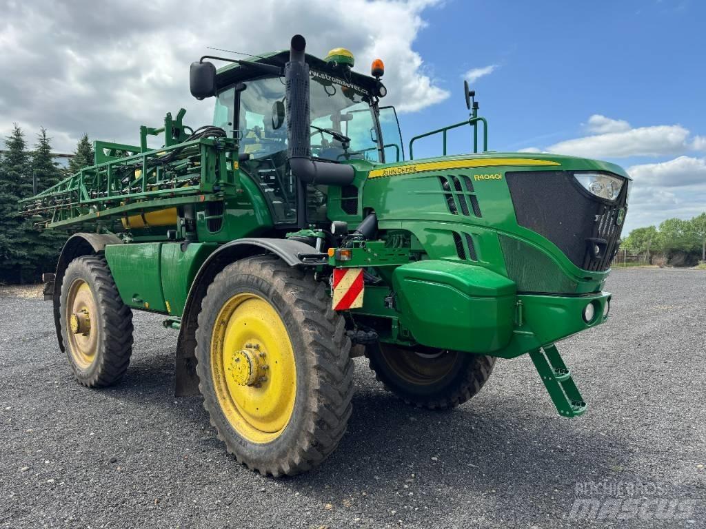 John Deere 4040i Önjáró trágyaszórók