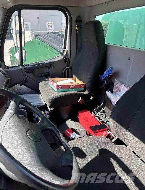 Freightliner M2 Italszállító tehergépkocsik