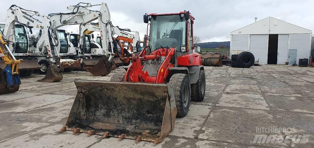 Volvo L 30 G Gumikerekes homlokrakodók