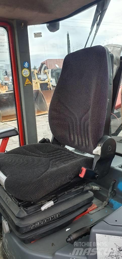 Volvo L 30 G Gumikerekes homlokrakodók