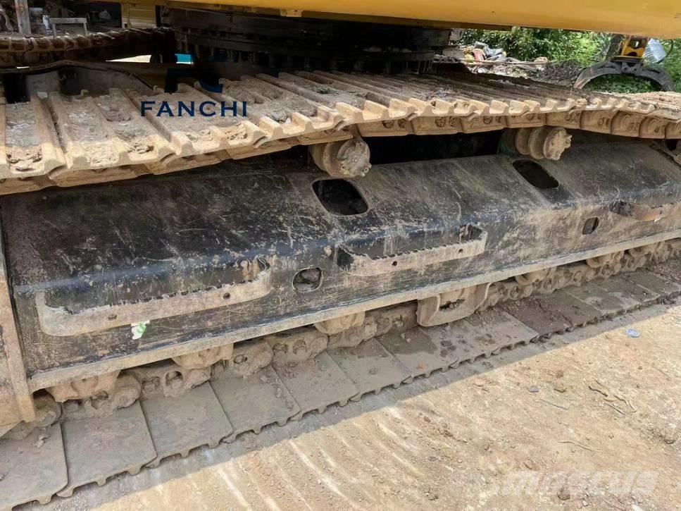 CAT 320 GC Lánctalpas kotrók