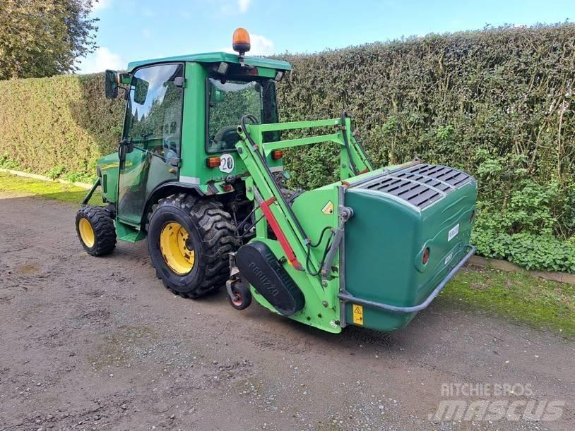 John Deere 2520 Kompakt traktorok