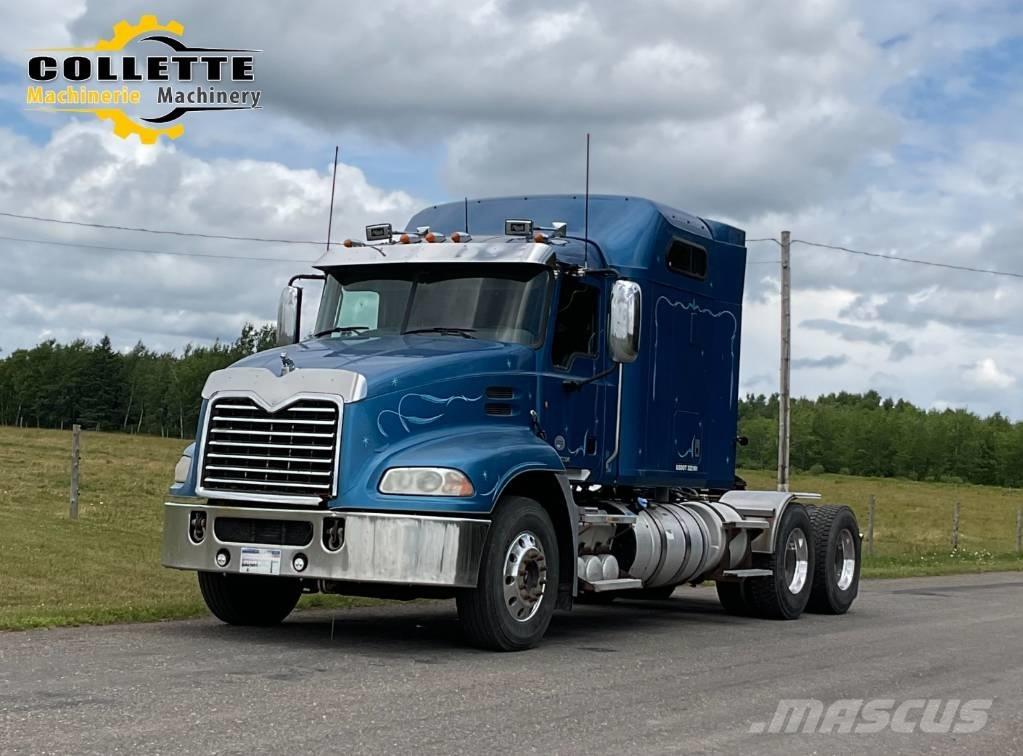 Mack CXU 613 Nyergesvontatók