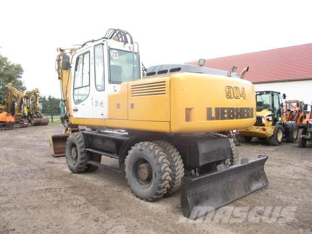 Liebherr A 904 C Gumikerekes kotrók