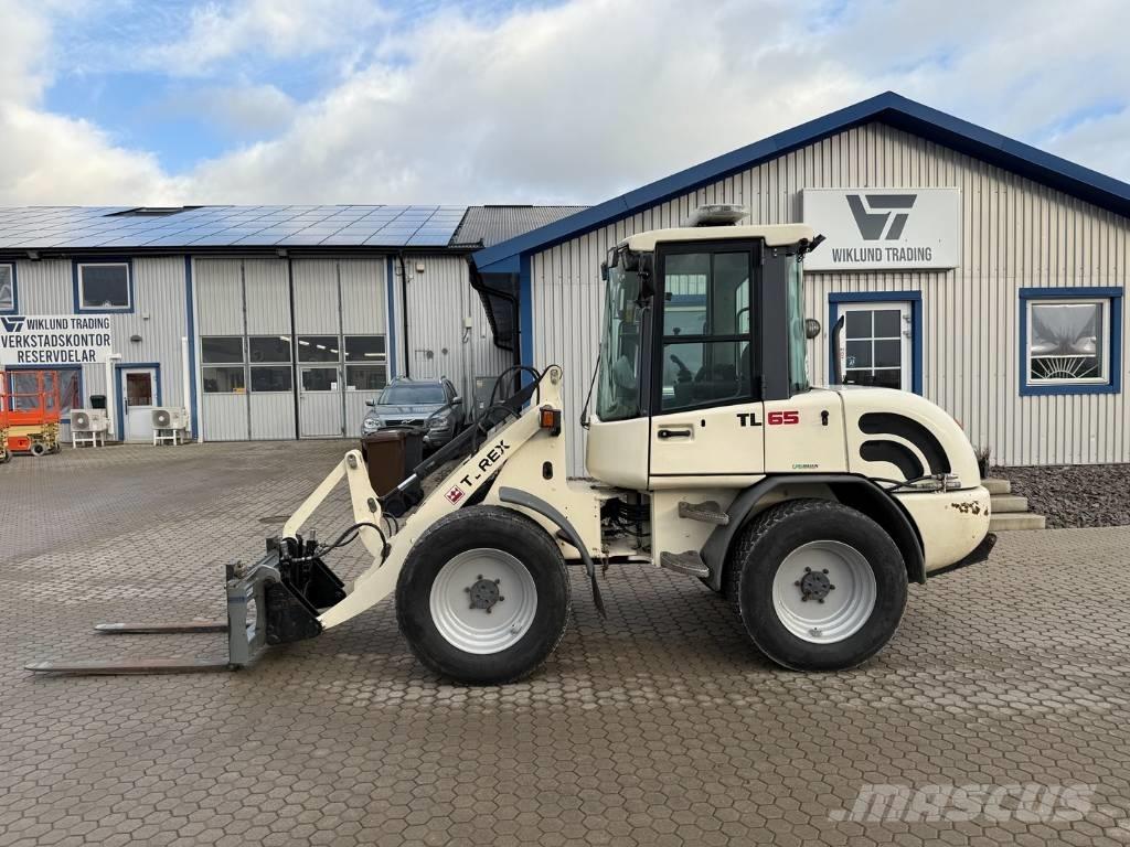 Terex TL 65 Gumikerekes homlokrakodók