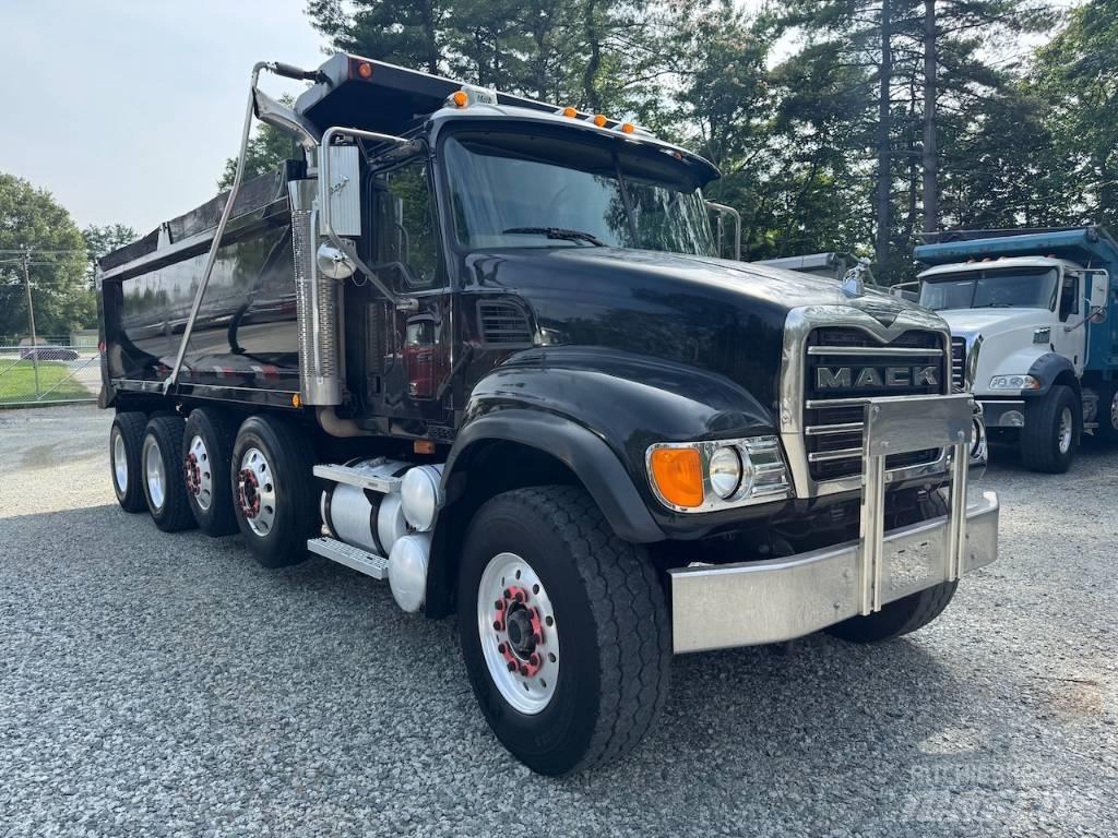 Mack Granite CV 713 Billenő teherautók