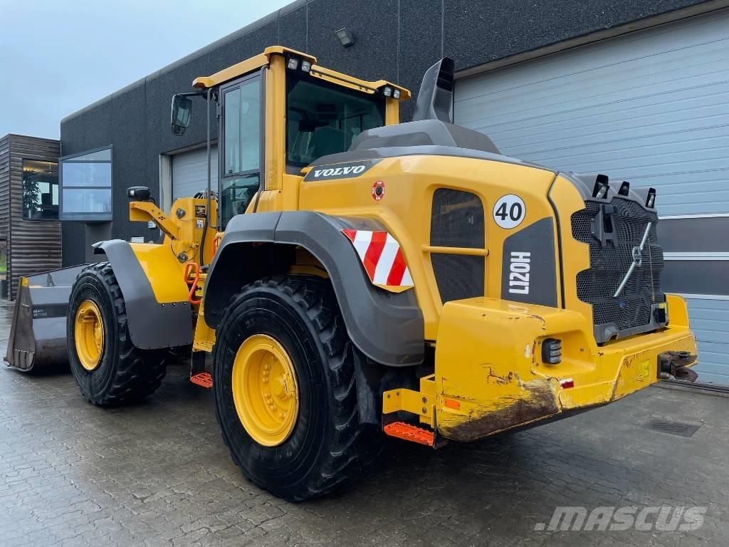 Volvo L120H Gumikerekes homlokrakodók