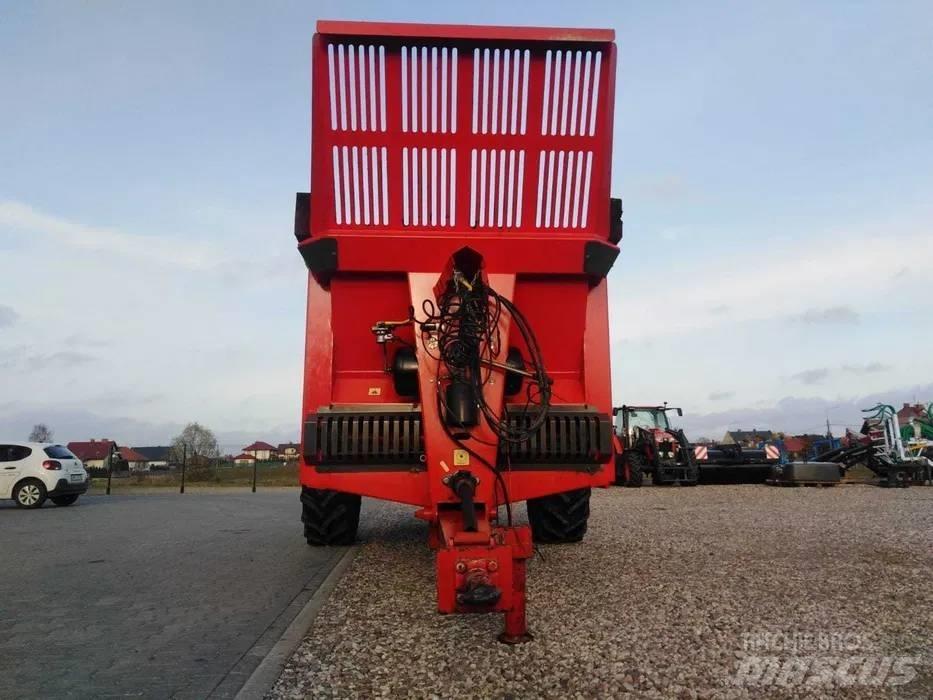 DAF Magnum 10 Trágyaszóró