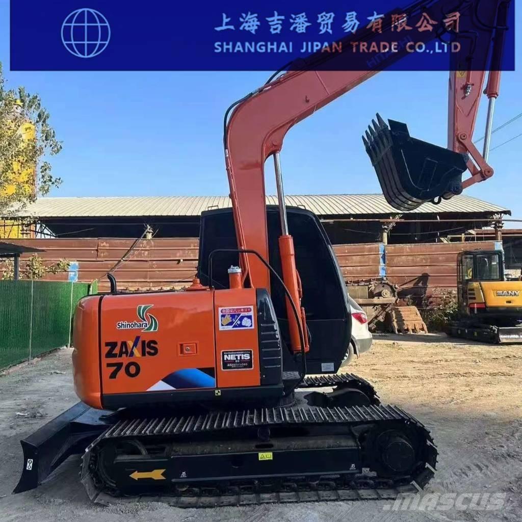 Hitachi ZX 70 Közepes (midi) kotrók 7 t - 12 t