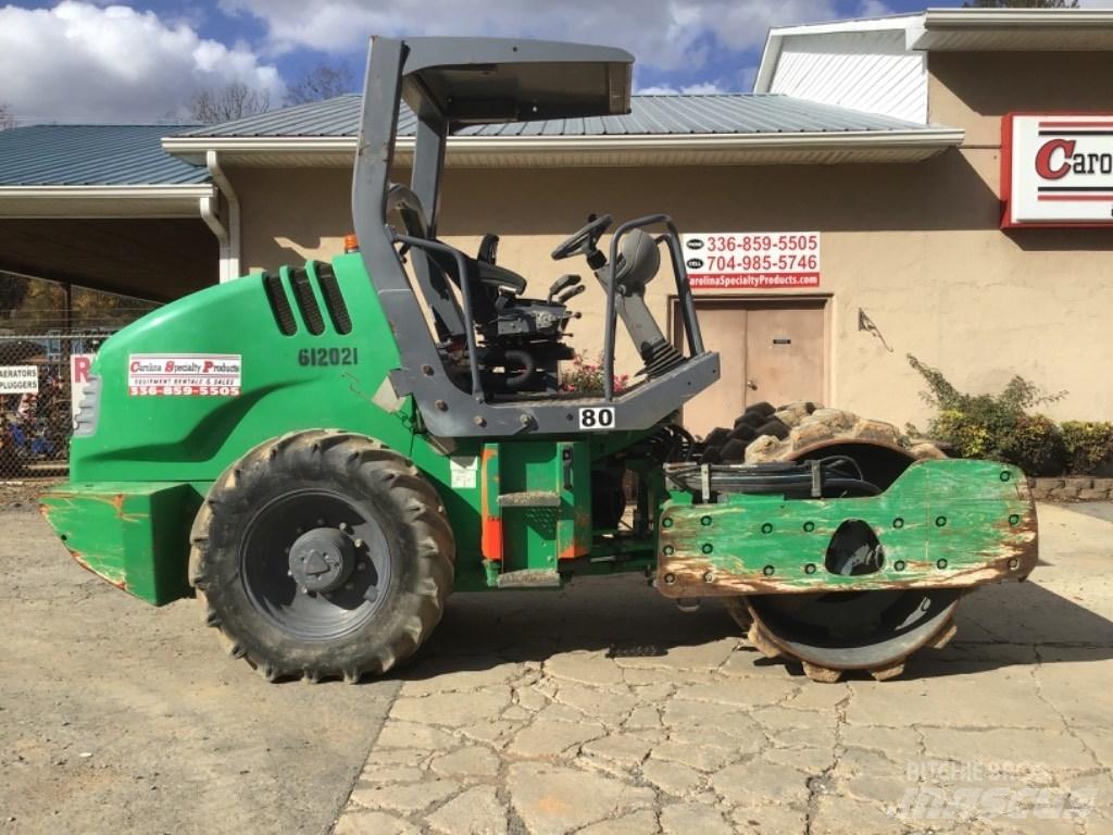 Hamm 3205P Egydobos hengerek